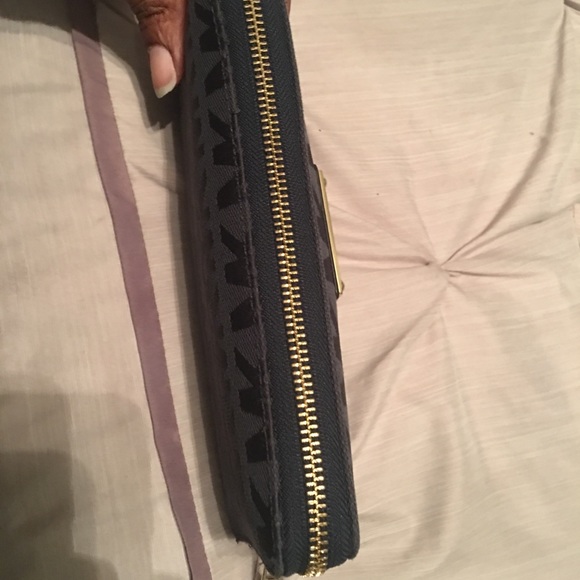 Wallet - Picture 4 of 8